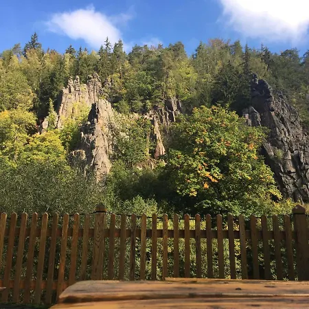 فندق مبيت وإفطار Svatosske Skaly لوكيت