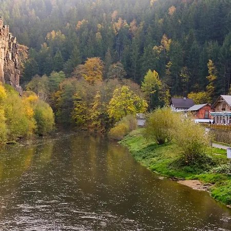 فندق مبيت وإفطار Svatosske Skaly